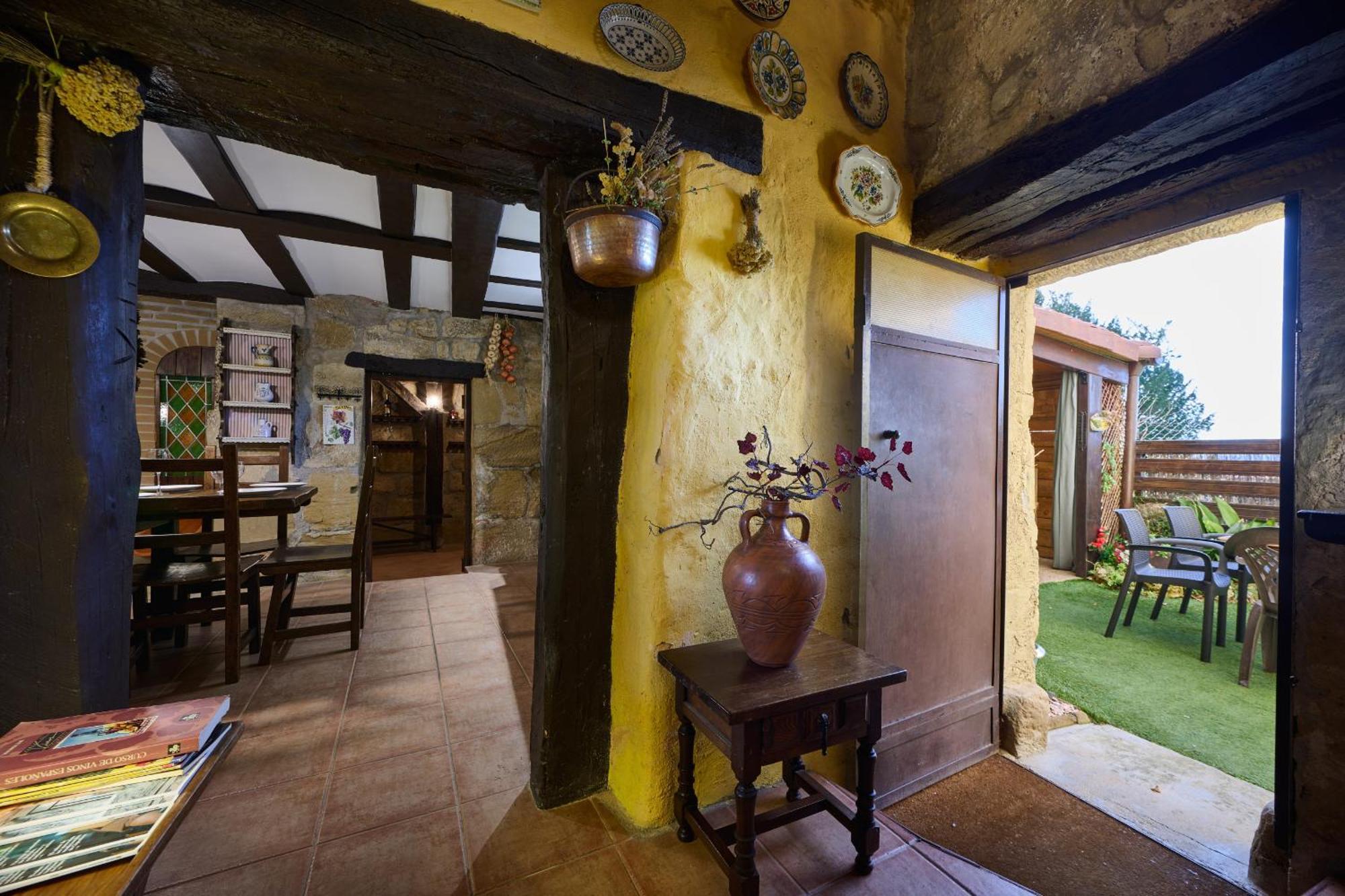 Historic Haven By Fidalsa Villa Labastida Luaran gambar